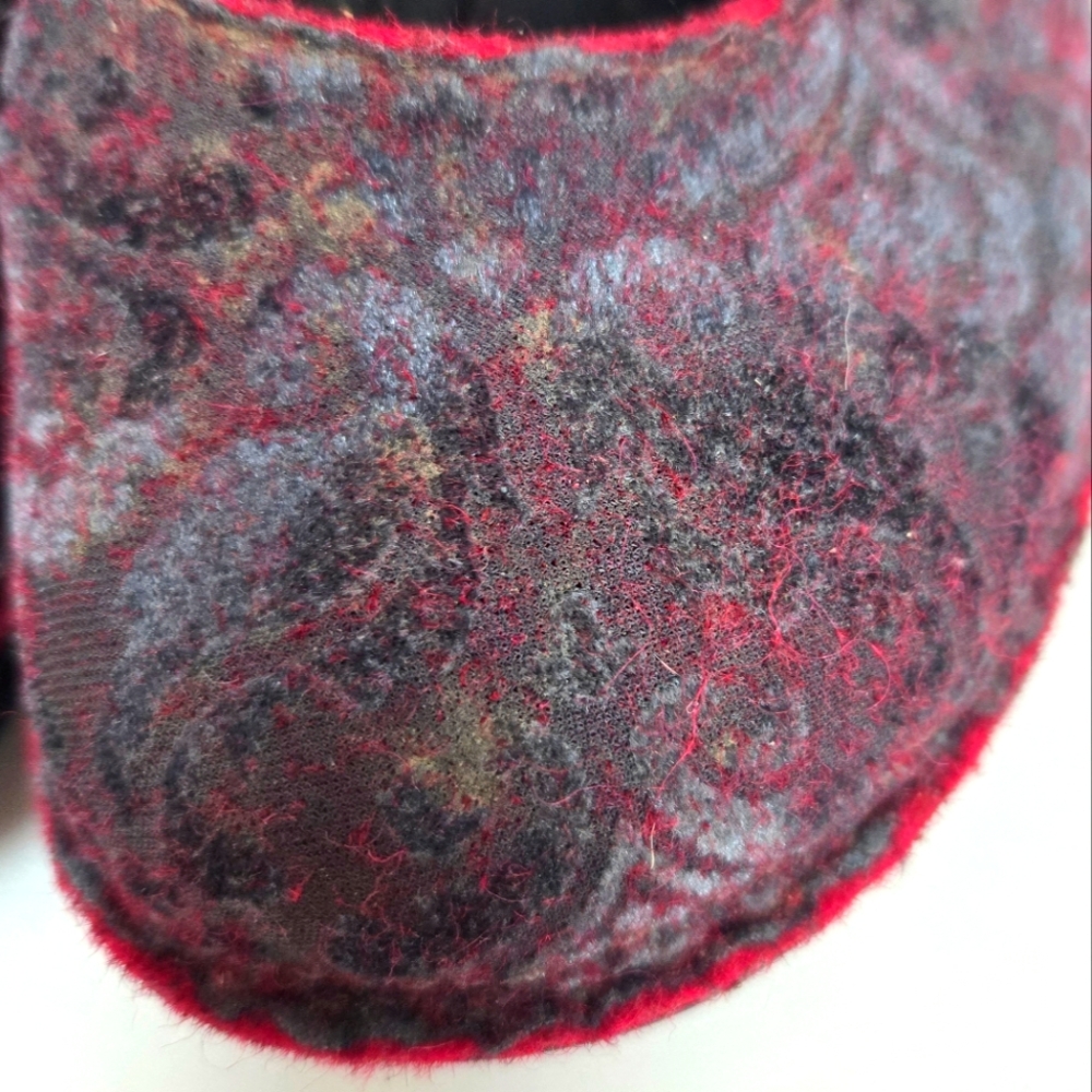 FINN COMFORT Embossed Fabric Clogs - Picture 12 of 14